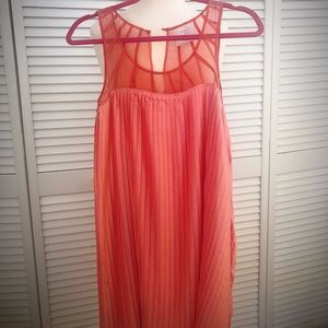 Romeo&Juliet Couture - Pink pleated dress